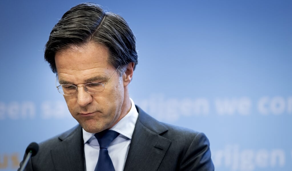 Minister-president Mark Rutte tijdens een persconferentie over de coronamaatregelen. (beeld anp / Sem van der Wal)
