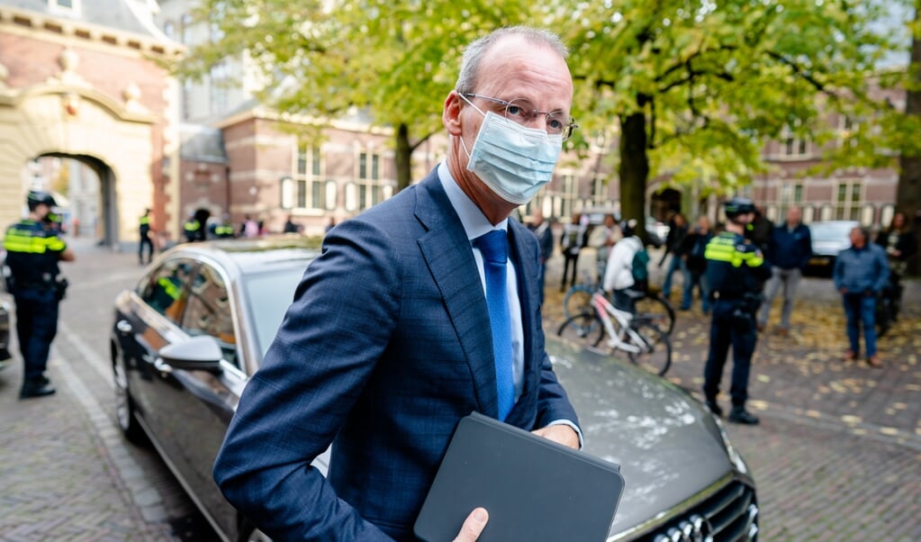 President Klaas Knot van De Nederlandsche Bank adviseert vervuilende activiteiten zwaarder te belasten. (beeld anp / Bart Maat)