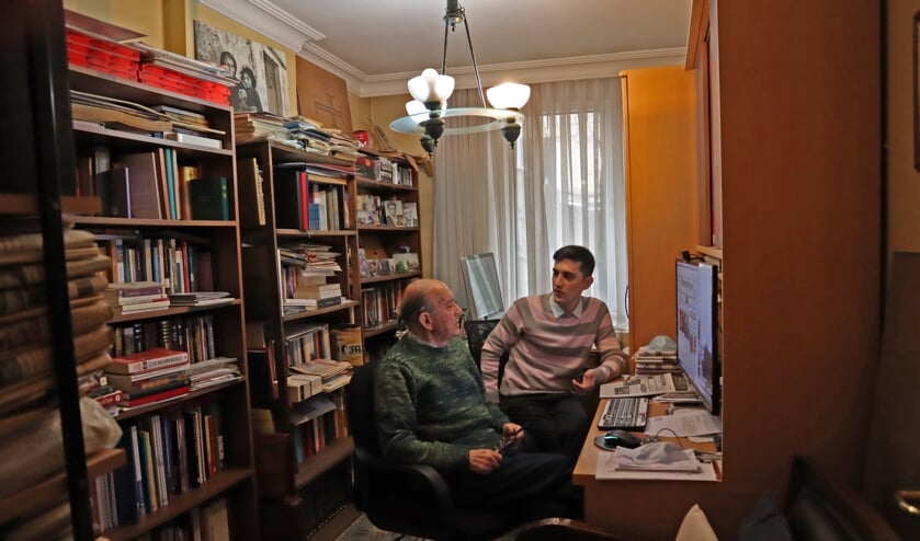 Mihail Vasiliadis (81) en zoon Minas Vasiliadis (37) op de redactie.