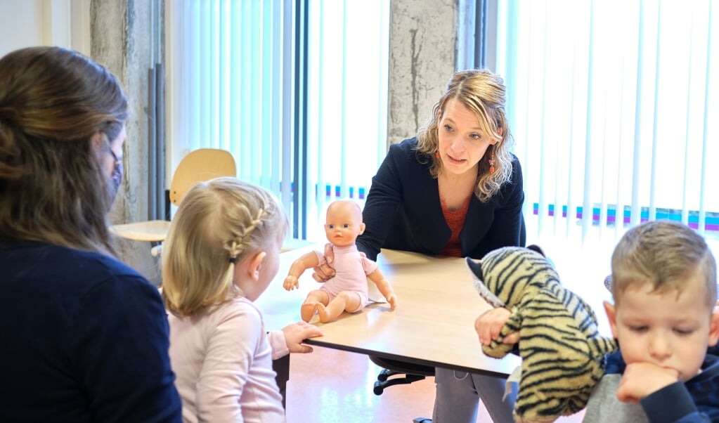 Ermelo, 8 april 2021. Annemieke Goudkuil, jeugdverpleegkundige. Consultatiebureau JGZ Ermelo. (beeld Dick Vos)