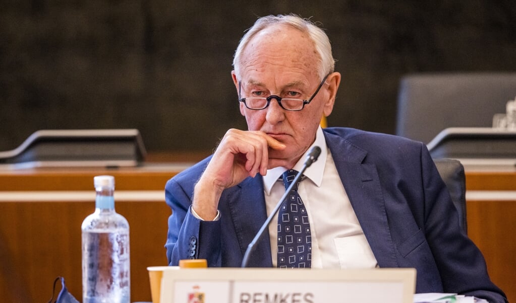 Johan Remkes als waarnemend gouverneur van Limburg tijdens de recente Provinciale Statenvergadering over een rapport over subsidiestromen van de provincie naar de omstreden landschapsinstelling IKL. (beeld anp / Marcel van Hoorn)