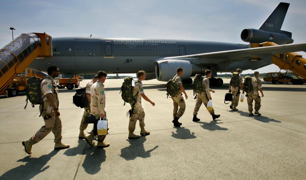 In 2006 vertrok een Nederlandse Task Force van 1400 militairen op missie naar Afghanistan. (beeld anp / Robin Utrecht)