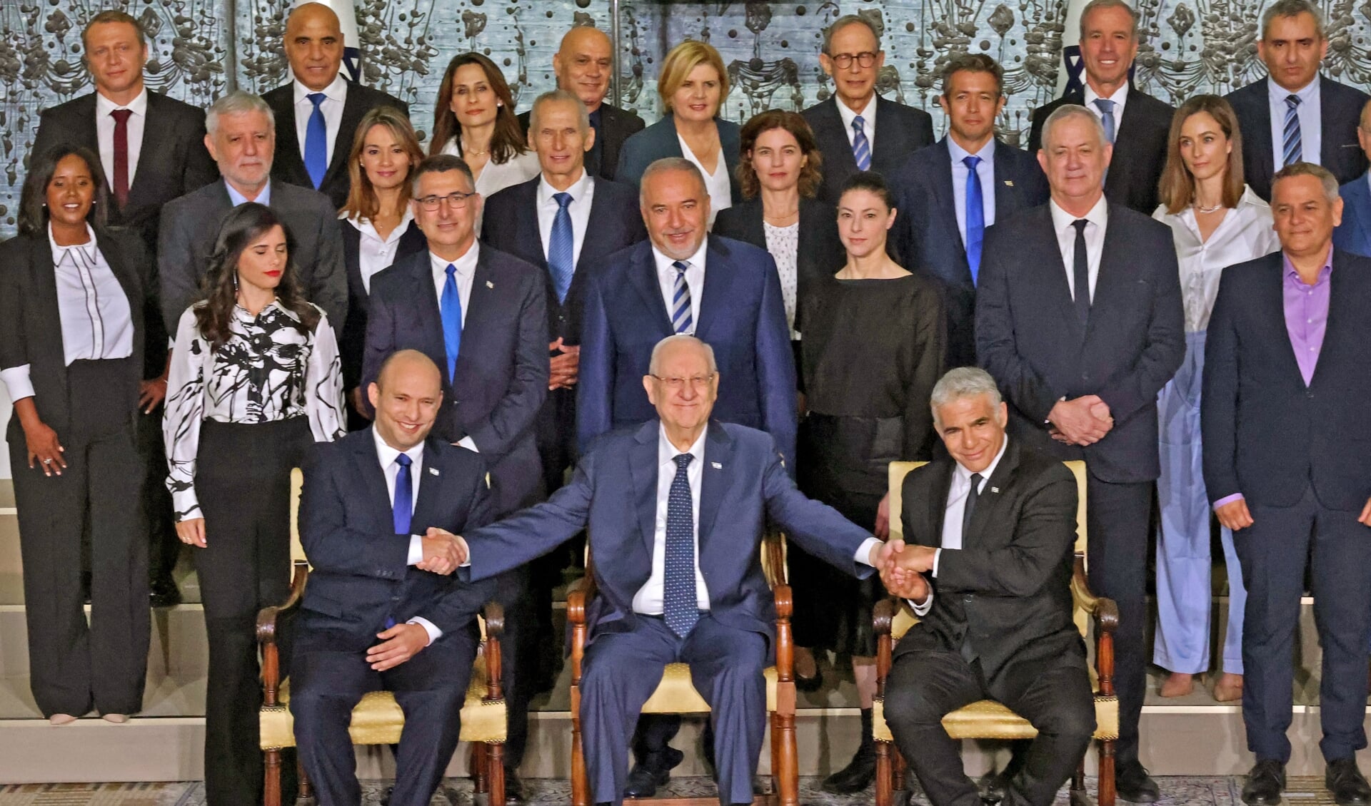 President Reuven Rivlin ontving maandag de nieuwe Israëlische regering.