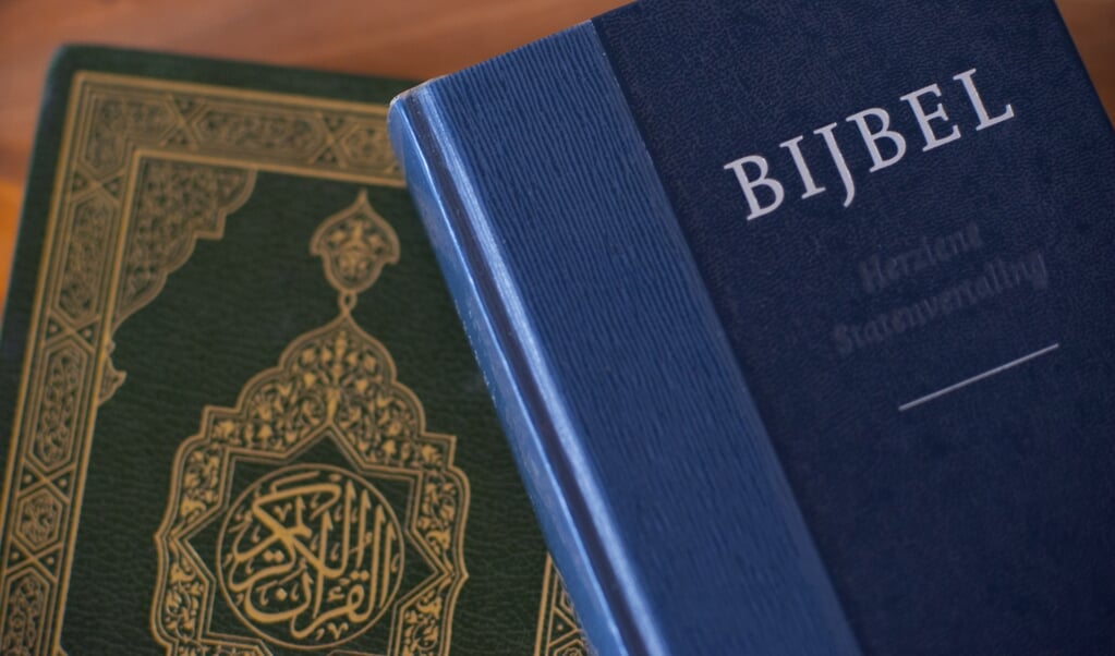 ‘De Koran erkent dat God zich in de Thora en het Evangelie heeft geopenbaard, maar sommige moslims zeggen dat de tekst van die boeken is veranderd', aldus Pim Valkenberg. (beeld anp / Roos Koole)