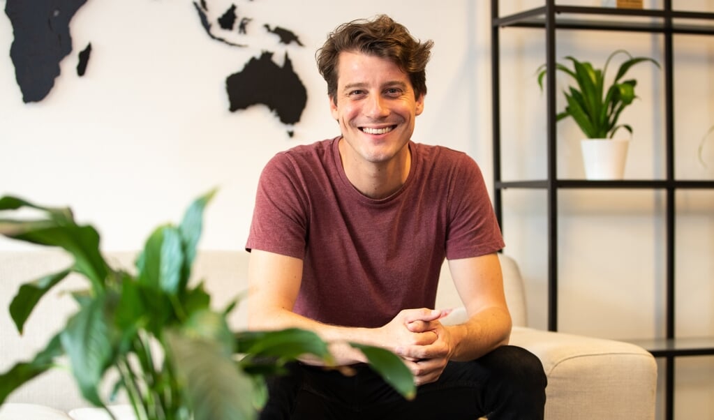 Hanne de Vries: 'Mensen worden ziek, mensen overlijden, mensen gaan uit elkaar. Dat is een integraal onderdeel van het leven. We willen het niet, maar het gebeurt wel.' (beeld Jorik Algra Fotografie)