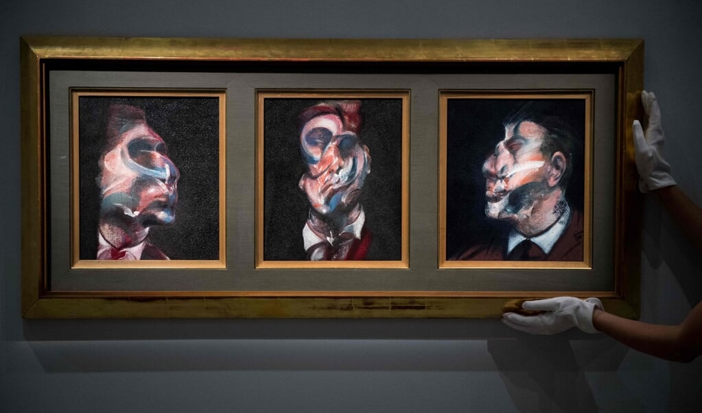 Portret van George Dyer. Door gezichten te vervormen, kon Bacon het innerlijk weergeven. (beeld afp / Chris J. Ratcliffe)