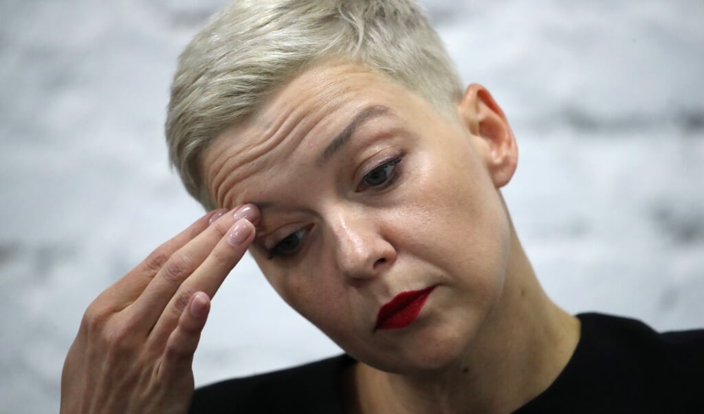 2020-08-24 13:20:19 epa08621748 Representative of Belarusian politician Viktor Babariko's campaign office Maria Kolesnikova attends a press conference of the Coordination Council of the Belarusian opposition in Minsk, Belarus, 24 August 2020. Opposition in Belarus alleges poll-rigging and police violence at protests following election results that claimed President Lukashenko had won a landslide victory in the 09 August elections. EPA/TATYANA ZENKOVICH (beeld Epa/tatyana Zenkovich)