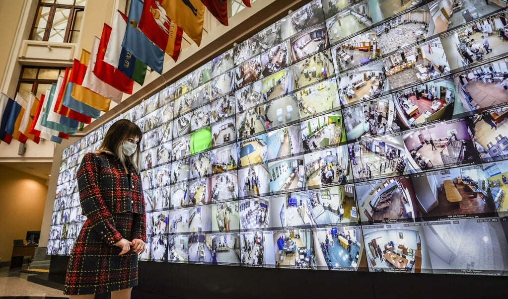 Putins partij Verenigd Rusland houdt meer dan twee derde van de zetels in het parlement. (beeld epa / Yuri Kochetkov)