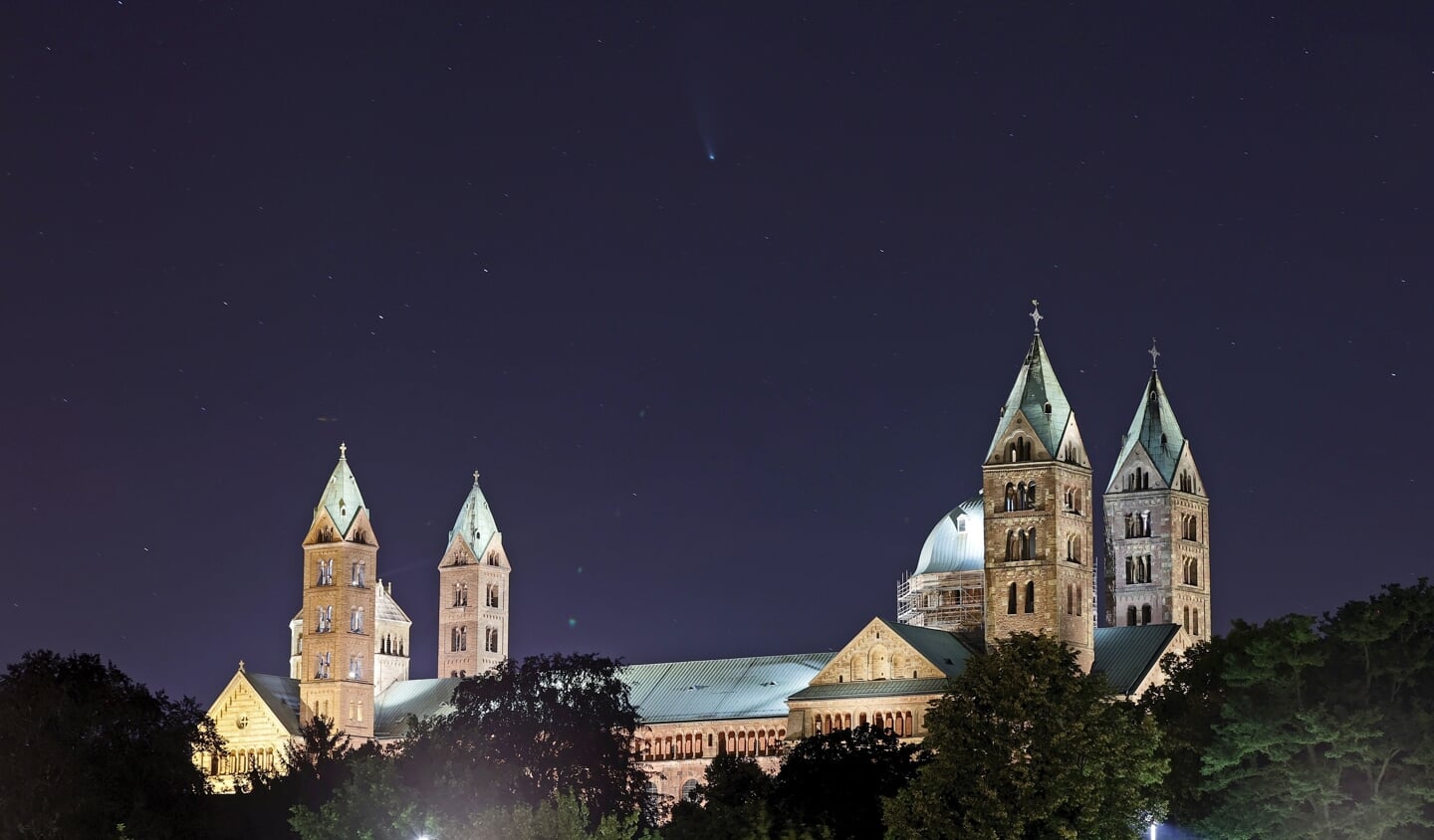 De rooms-katholieke kathedraal van de Duitse stad Speyer. 