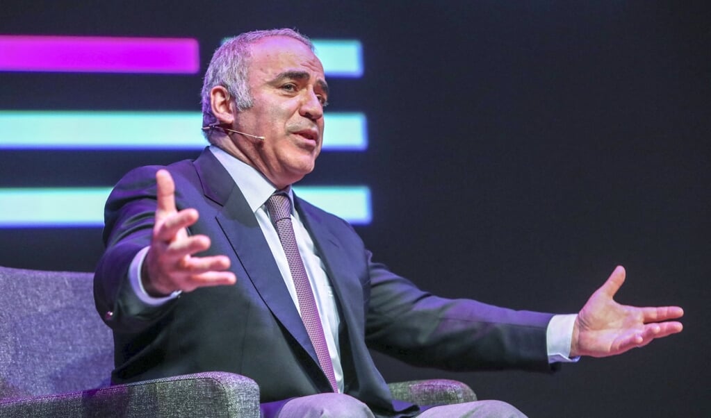 Garri Kasparov, voormalig wereldkampioen schaken, is een Russische oppositieleider die Putin en zijn regering omschrijft als een 'maffiagroep'. (beeld afp / Ryan Kelly)