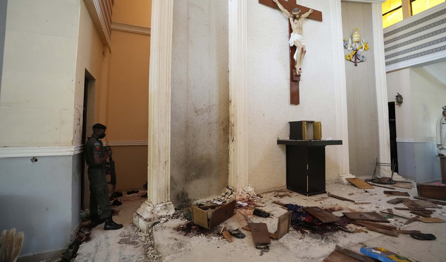 Ten minste veertig doden vielen er op 5 juni dit jaar bij een aanval op de rooms-katholieke Sint-Franciscuskerk in de stad Owo, gelegen in de deelstaat Ondo.