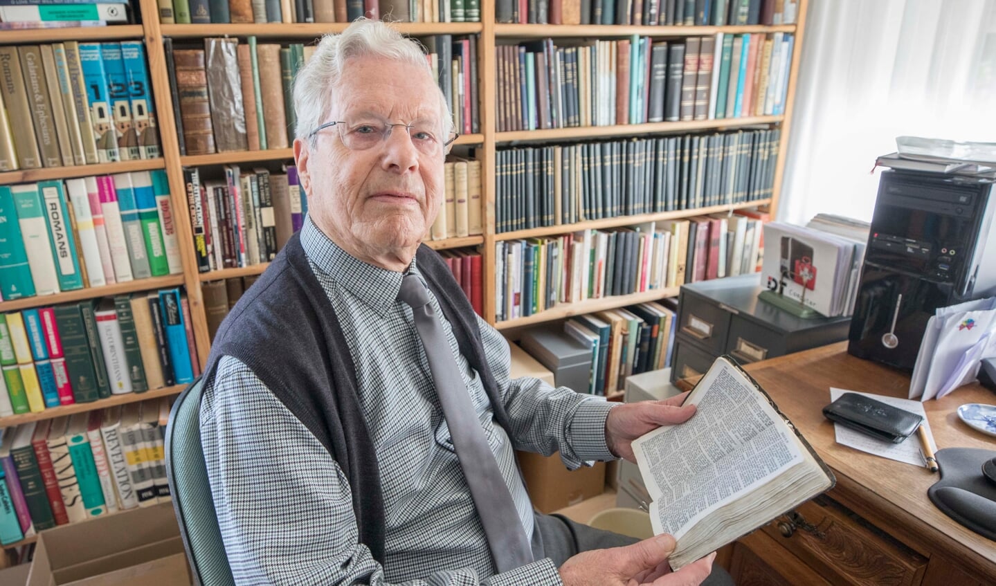 Dominee Cor Harinck uit Kapelle, zestig jaar predikant binnen de Gereformeerde Gemeenten.