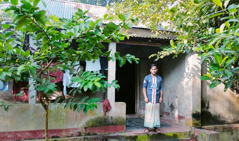 Mohammad Nur Uddin Khan (28) woont in Bangladesh.