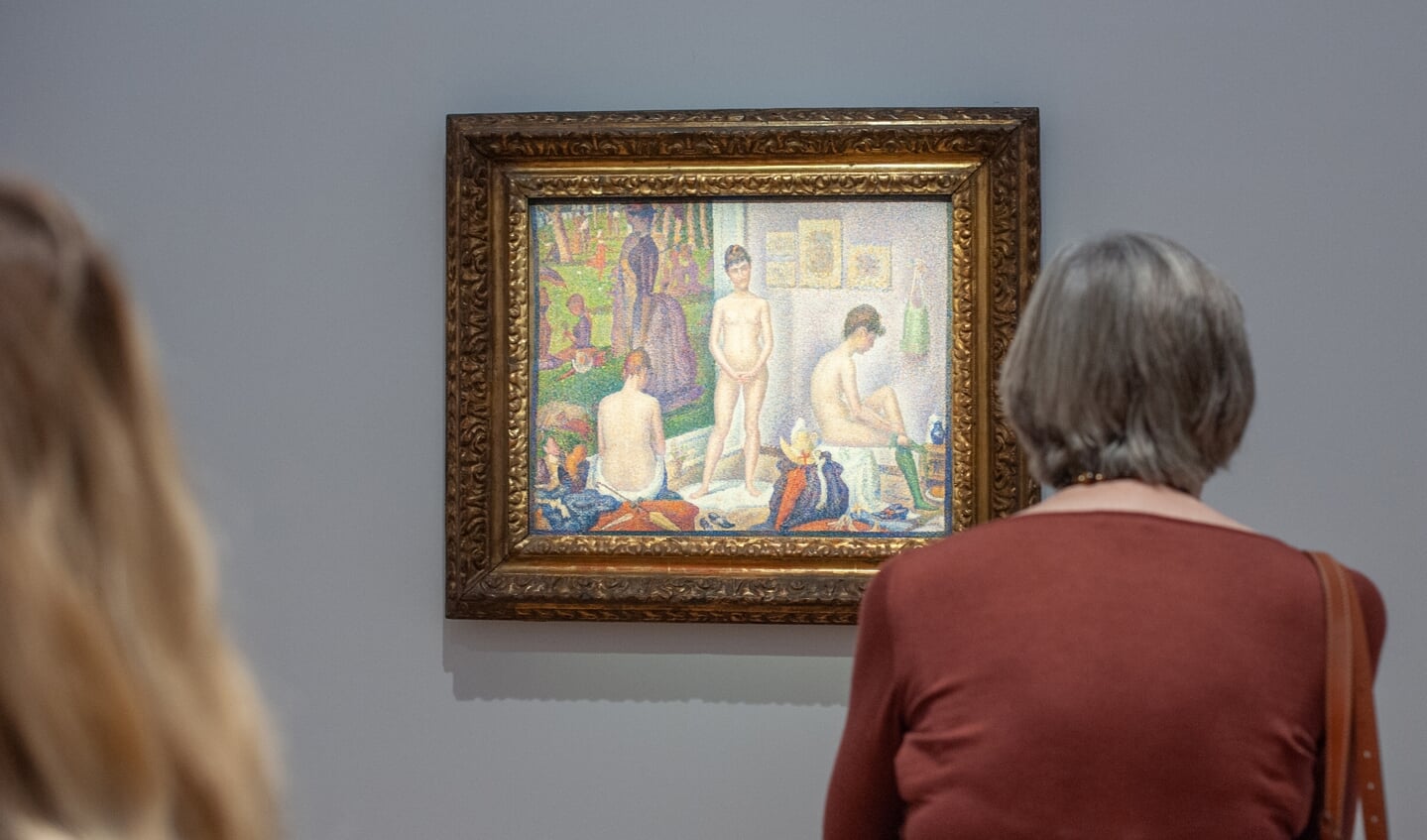 Een schilderij van Georges Seurat, Les Poseuses, uit de collectie van Paul Allen.