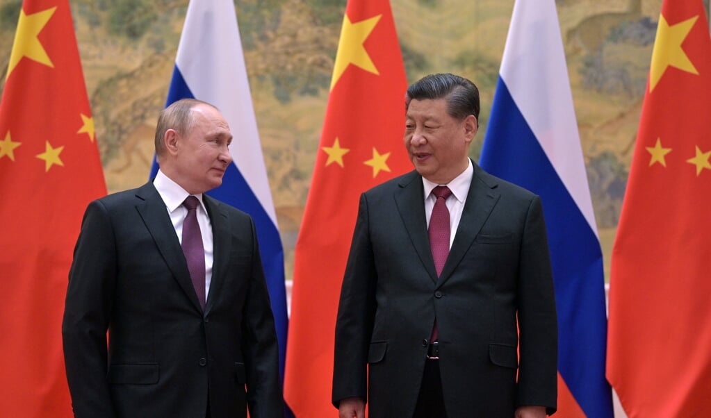Op 4 februari spraken de Russische president Vladimir Poetin en zijn Chinese collega Xi Jinping elkaar in Beijing voorafgaand aan de opening van de Olympische Winterspelen. (beeld epa / Alexei Druzhinin)