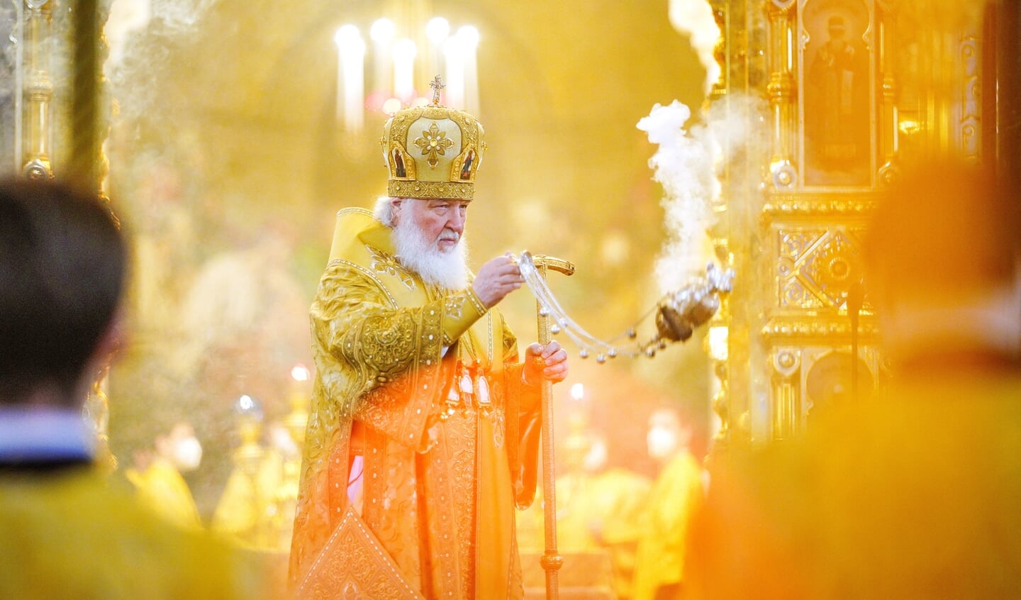 De Russisch-Orthodoxe patriarch Kirill tijdens de Goddelijke Liturgie in de kathedraal van Moskou op 27 februari 2022. Hij noemde de tegenstanders van Moskou in Oekraïene 'krachten van het kwaad'.
