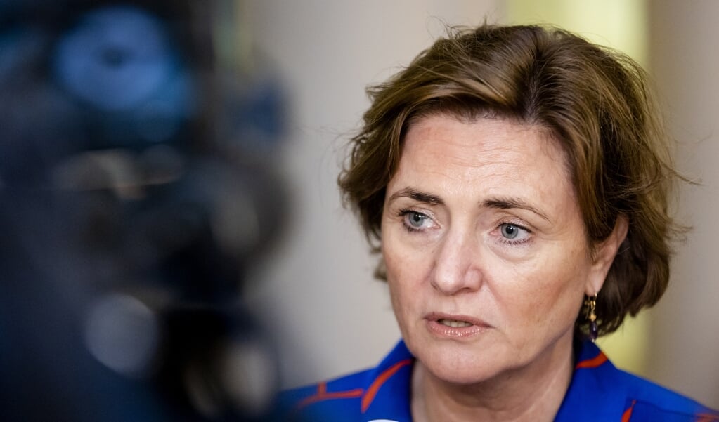 Minister Karien van Gennip (Sociale Zaken en Werkgelegenheid): een wettelijk recht op rouwverlof 'verhoudt zich slecht met maatwerk'. (beeld anp / sem van der wal)