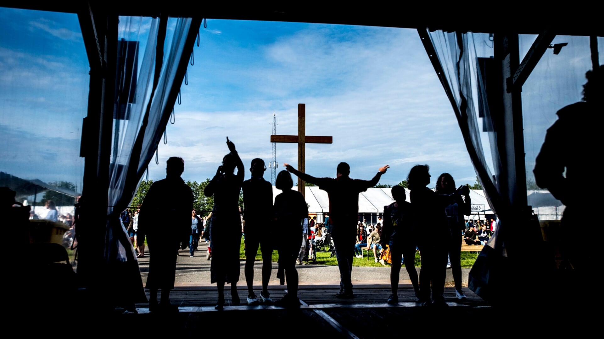 Opwekking werkt aan homostandpunt. ‘We willen niemand pijn doen.’ Maar