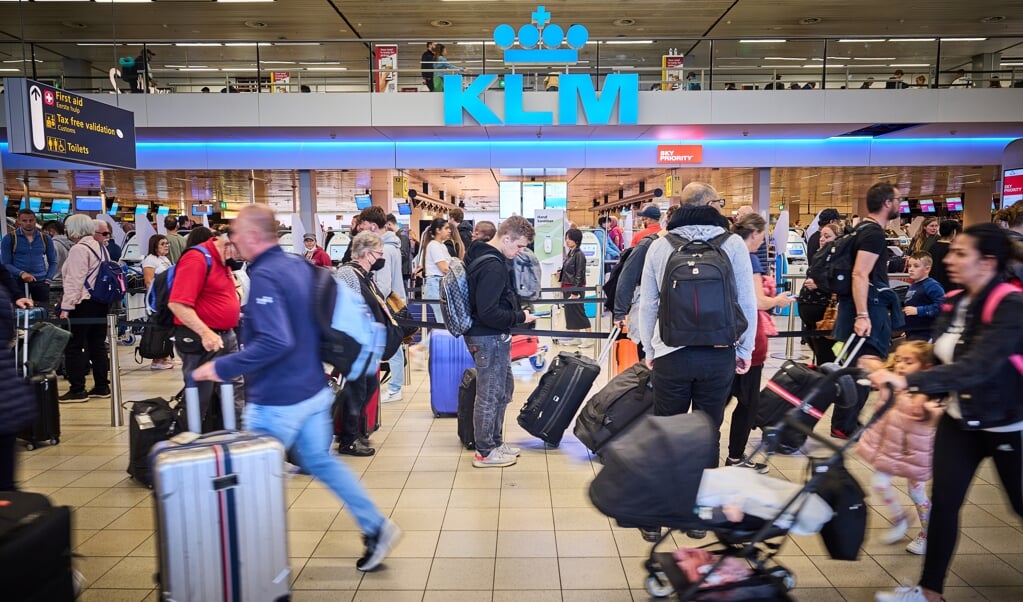 Net als alcohol en ijs zijn vliegvakanties onderhevig aan de wet van het afnemend grensnut: hoe meer je ervan hebt, hoe minder iets extra’s er dan nog wat aan toevoegt. (beeld anp / Phil Nijhuis)