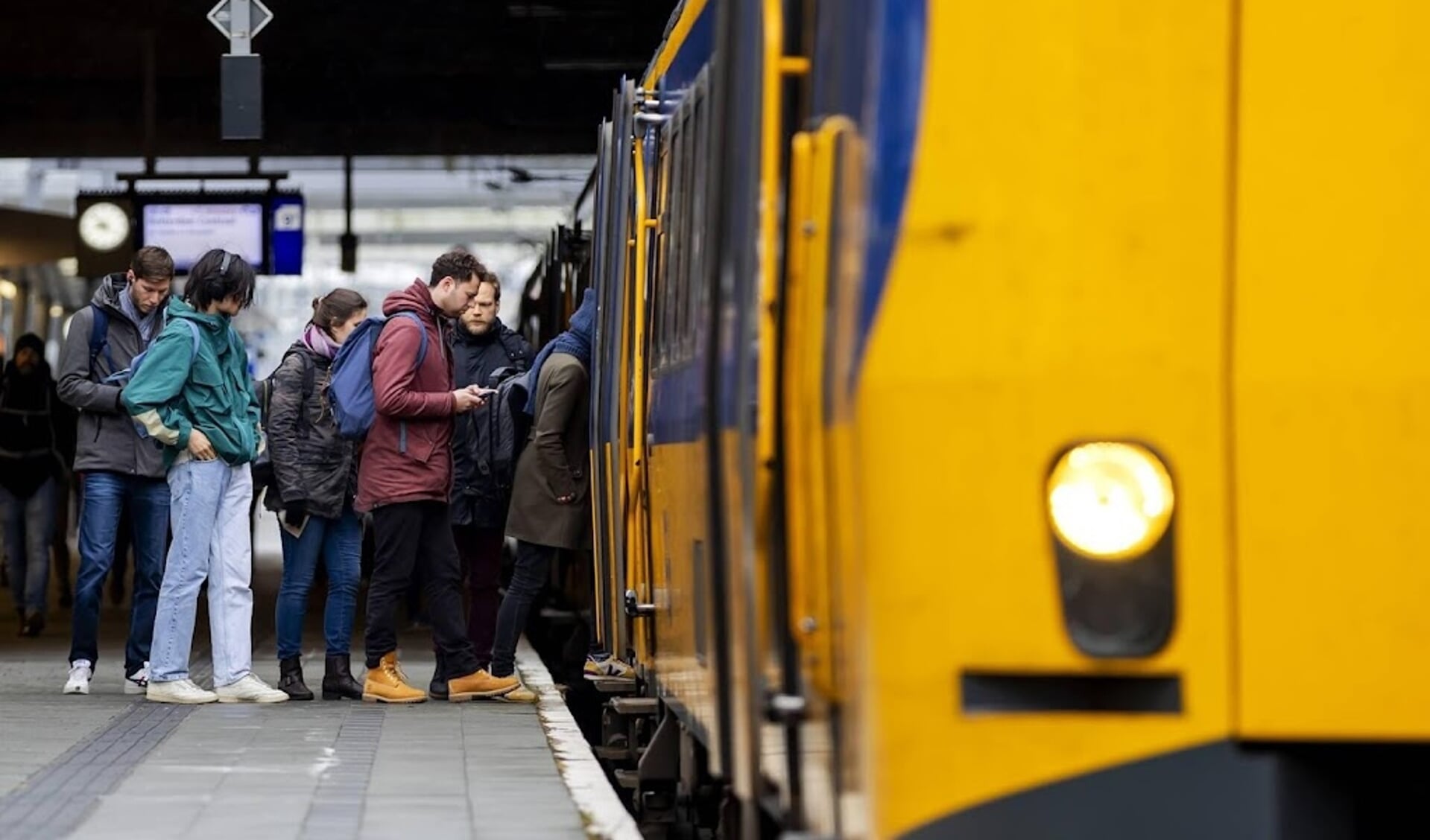 Aankomende Week Minder Treinen Door Personeelstekort NS - Nederlands ...