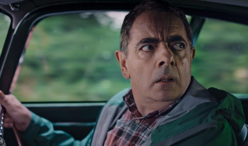 In de nieuwe Netflixserie Man vs Bee gaat Mr. Bean in gevecht met een bij
