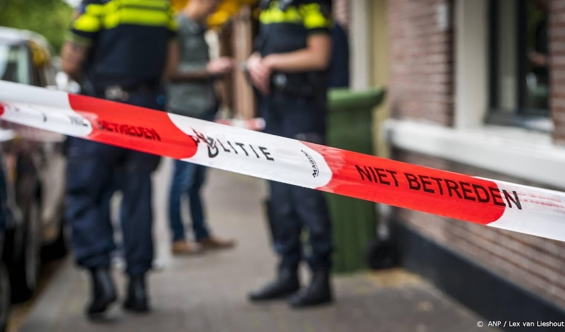 Dode Gevonden Op Het Singel In Amsterdam, Misdrijf Vermoed - Nederlands ...