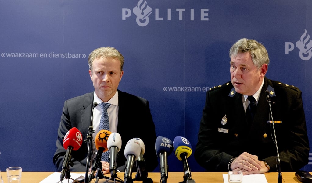 Politiechef Willem Woelders: Wij willen niet tegenover de boeren komen te staan, maar we zullen ze wel begrenzen waar ze de grens over gaan.'  (beeld anp / Sander Koning)