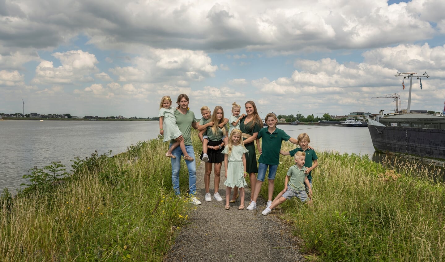 Familie Zeldenrust uit Brabant is dit jaar voor het eerst te zien bij de populaire tv-serie 'Een huis vol'.