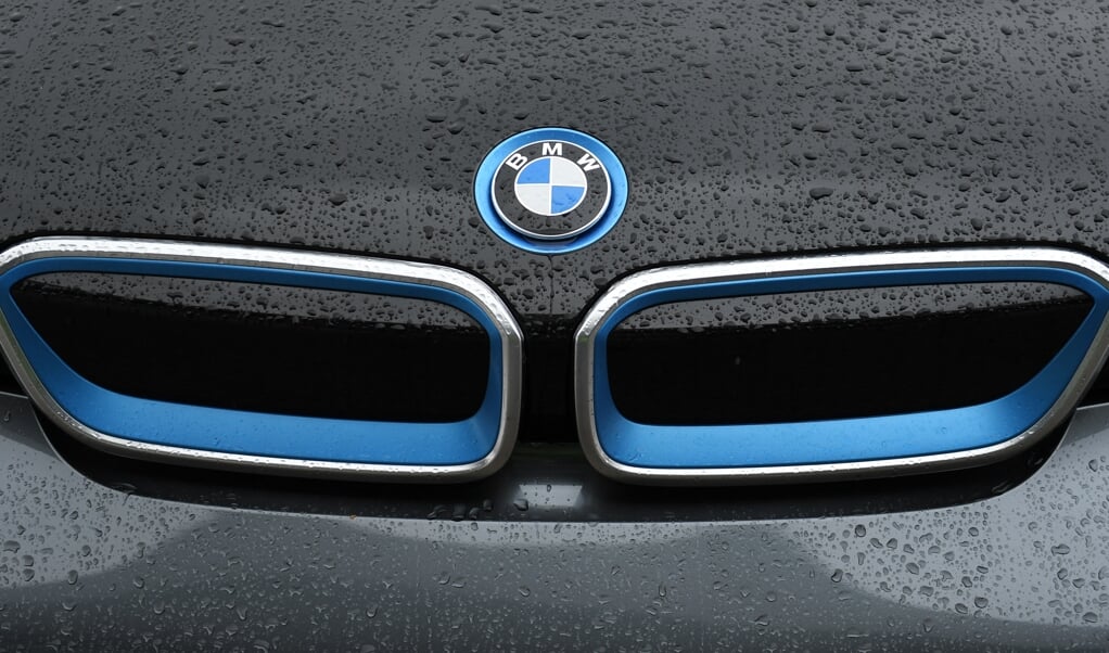 BMW is al jaren bezig met microtransacties waarbij je allerlei opties in de auto voor bepaalde bedragen kan aanzetten.  (beeld afp / Christof Stache)