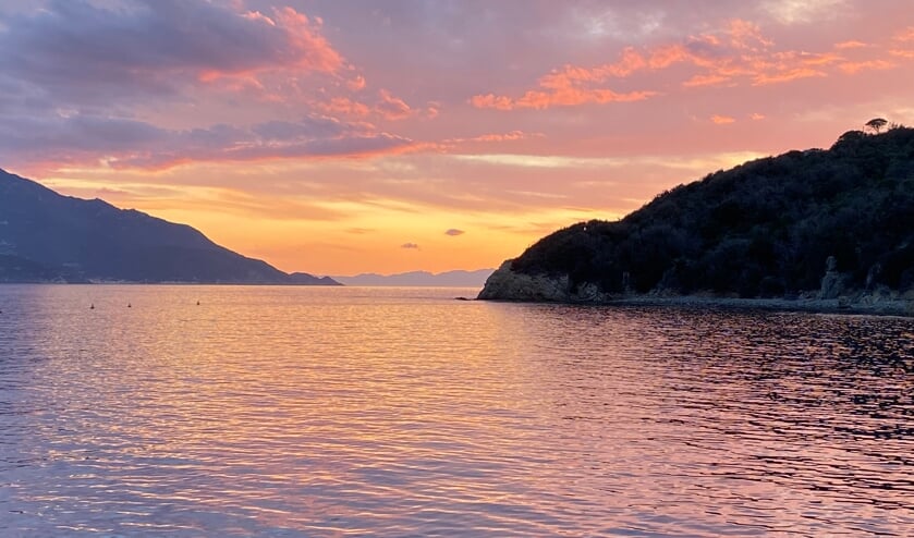 Zonsondergang op Elba.
