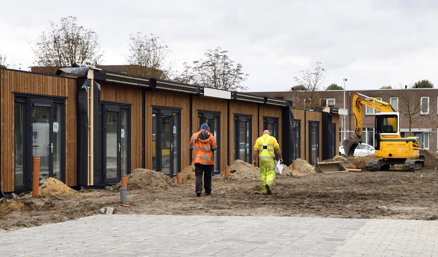 In 2017 gebouwde flexwoningen voor onder anderen statushouders en starters in Breda. In de regio Utrecht worden in de komende tijd 1500 van zulke woningen gebouwd.