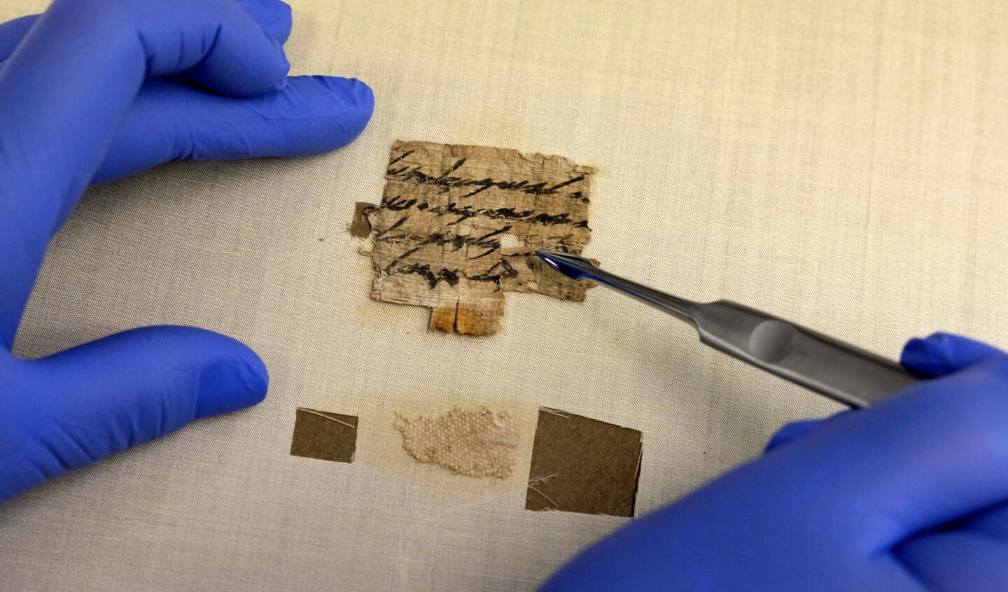 Het zeldzame stukje papyrus dateert nog van voor de verwoesting van de Eerste Tempel in 586 v.Chr.