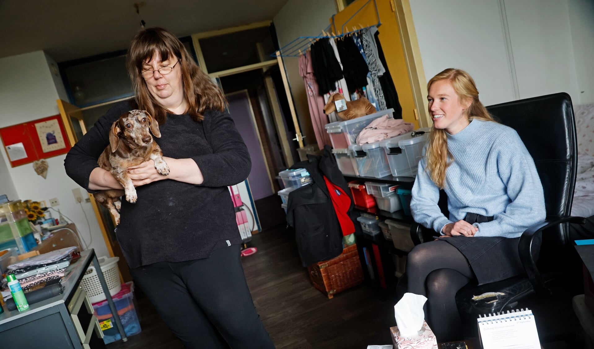 'De cliënt blijft verantwoordelijk voor zijn leven, en ik mag intensief meekijken, vragen stellen en spiegels voorhouden.’