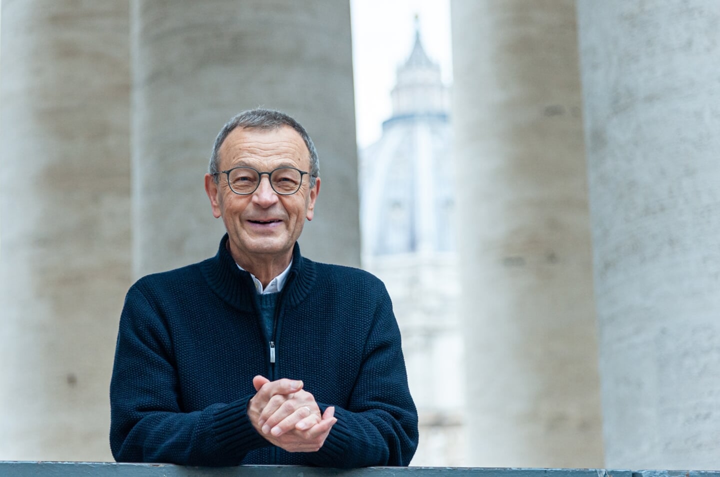 Broeder Alois, de prior van de oecumenische gemeenschap van Taizé (Frankrijk) op het Sint-Pietersplein in Rome.