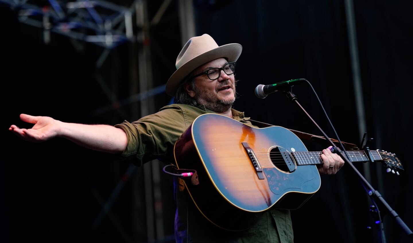 Zanger Jeff Tweedy van de band Wilco tijdens een concert voriog jaar in Barcelona, Spanje.