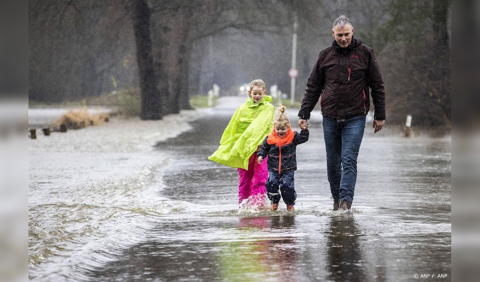 Wateroverlast Op Veel Plekken In Oost En Zuid Nederland Nederlands