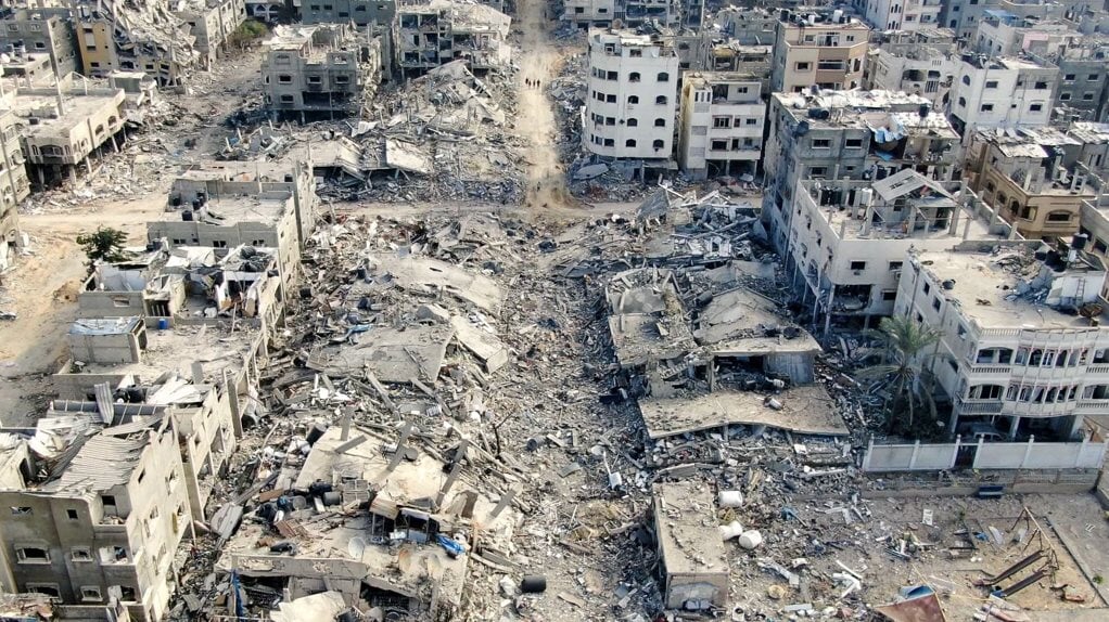 Een blik op de Noord-Gazaanse stad Beit Lahiya. Een groot deel van deze stad is zwaar beschadigd geraakt bij Israëlische aanvallen