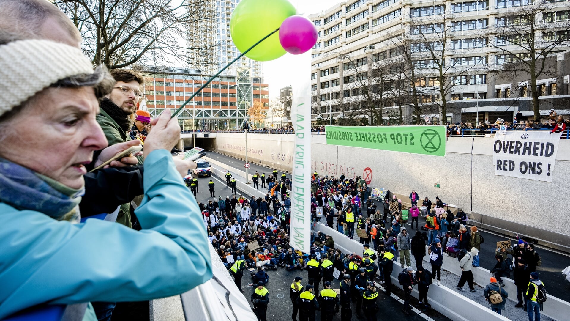Tot en met de 768e arrestatie, ruim vijf uur na het begin van de actie werd iedereen toegeroepen: ‘You are not alone, you are not alone!’
