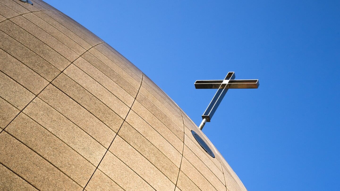 De Rooms-Katholieke Kerk wil van collectieve onderscheiding in kerkelijk verband haar nieuwe praktijk maken.