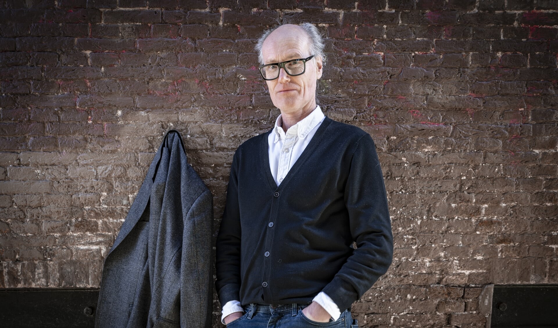 Will Gompertz: 'Mijn ouders hadden niet veel met kunst. Maar ze gaven me wel vrijheid en nieuwsgierigheid mee. En ze durfden me verveeld te laten raken.'