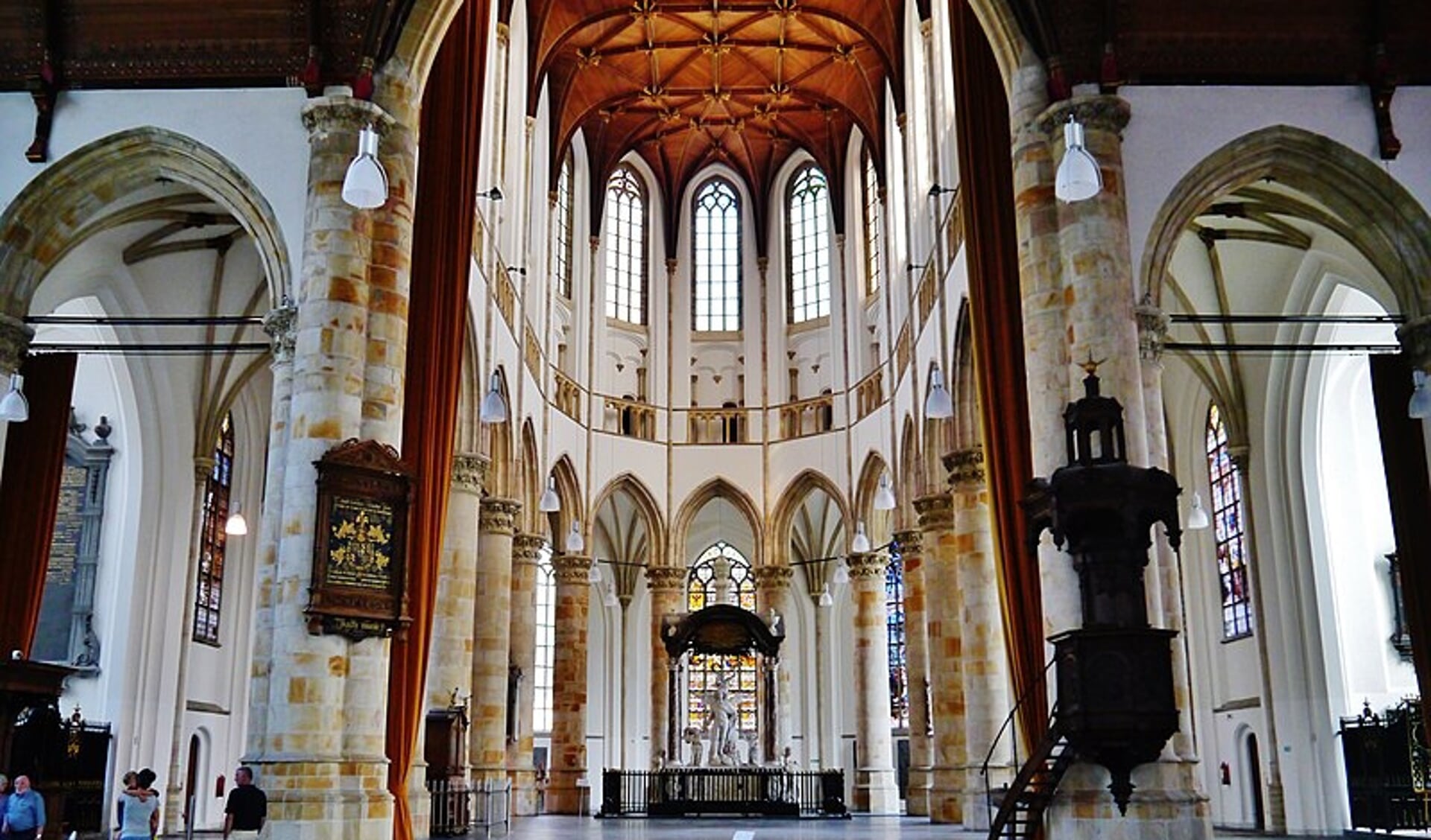 De Grote Kerk in Den Haag, waar dominee Zaalberg de ergernis van de rechtzinnigen wekte.