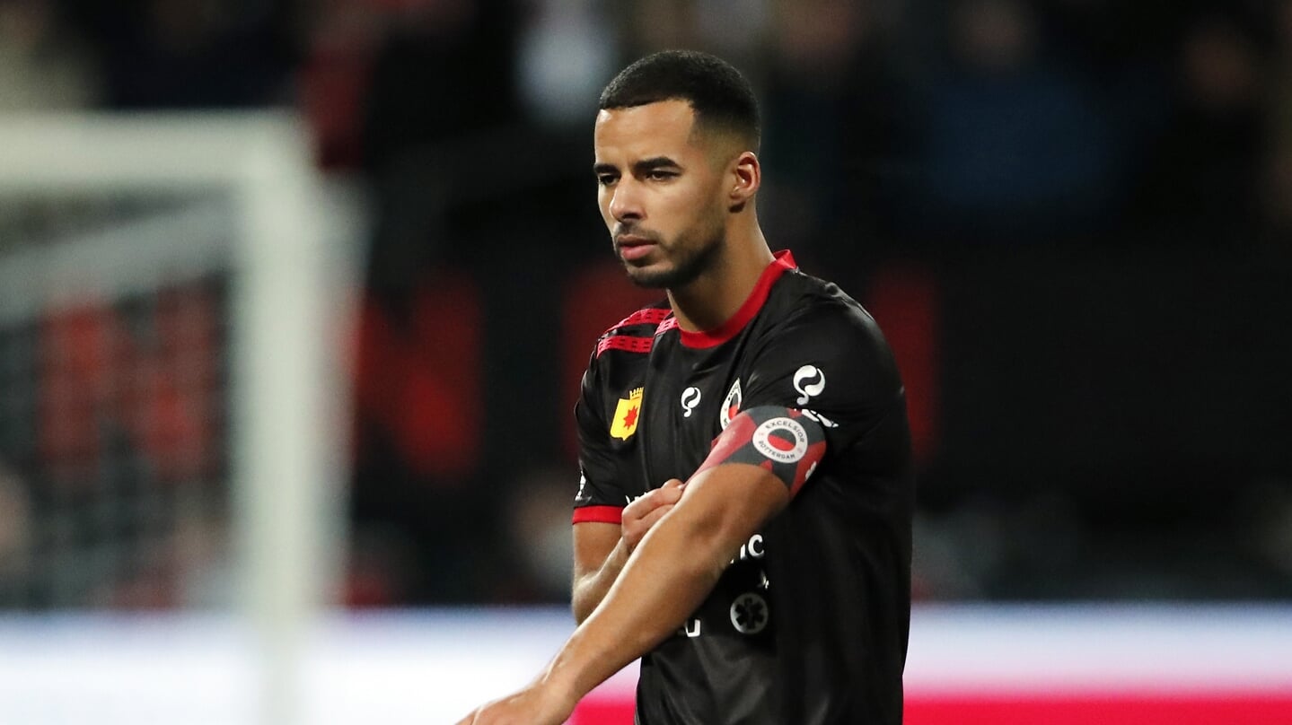 Excelsiorvoetballer Redouan El Yaakoubi. Het zou goed zijn als de beslissing om hem zijn aanvoerdersband af te nemen, wordt heroverwogen.