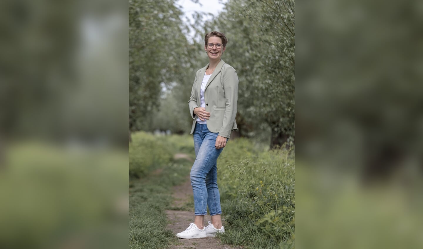 Predikant Amanda Spies: 'Schoorvoetend ging ik naar de jeugdvereniging; daar werd ik warm welkom geheten.'