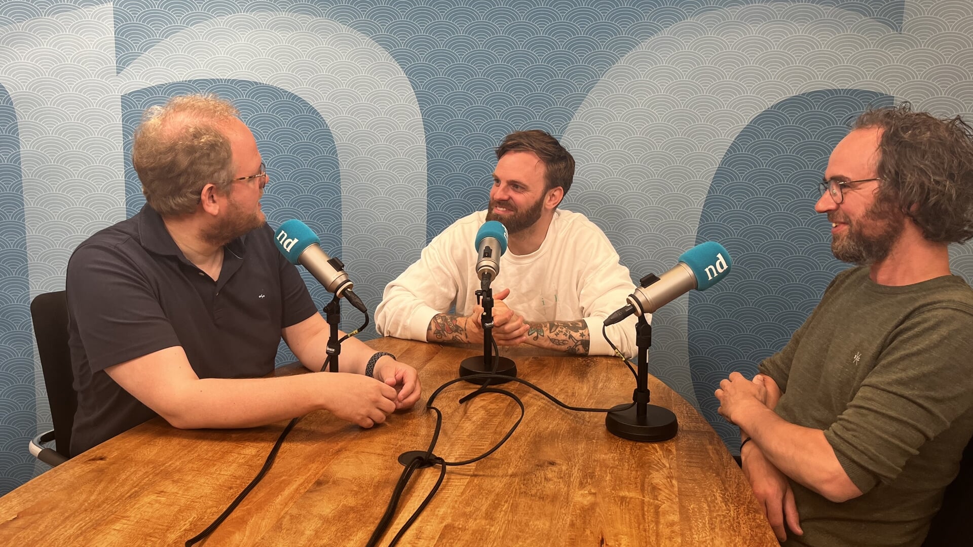 Tim Hofman is te gast in de podcast Dick en Daniël Geloven het Wel.