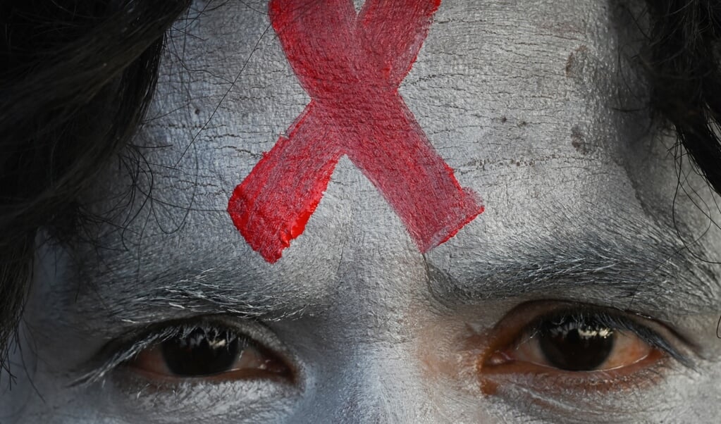 Update on AIDS: Decrease in Global Death Toll, Worries over Anti-Gay Laws