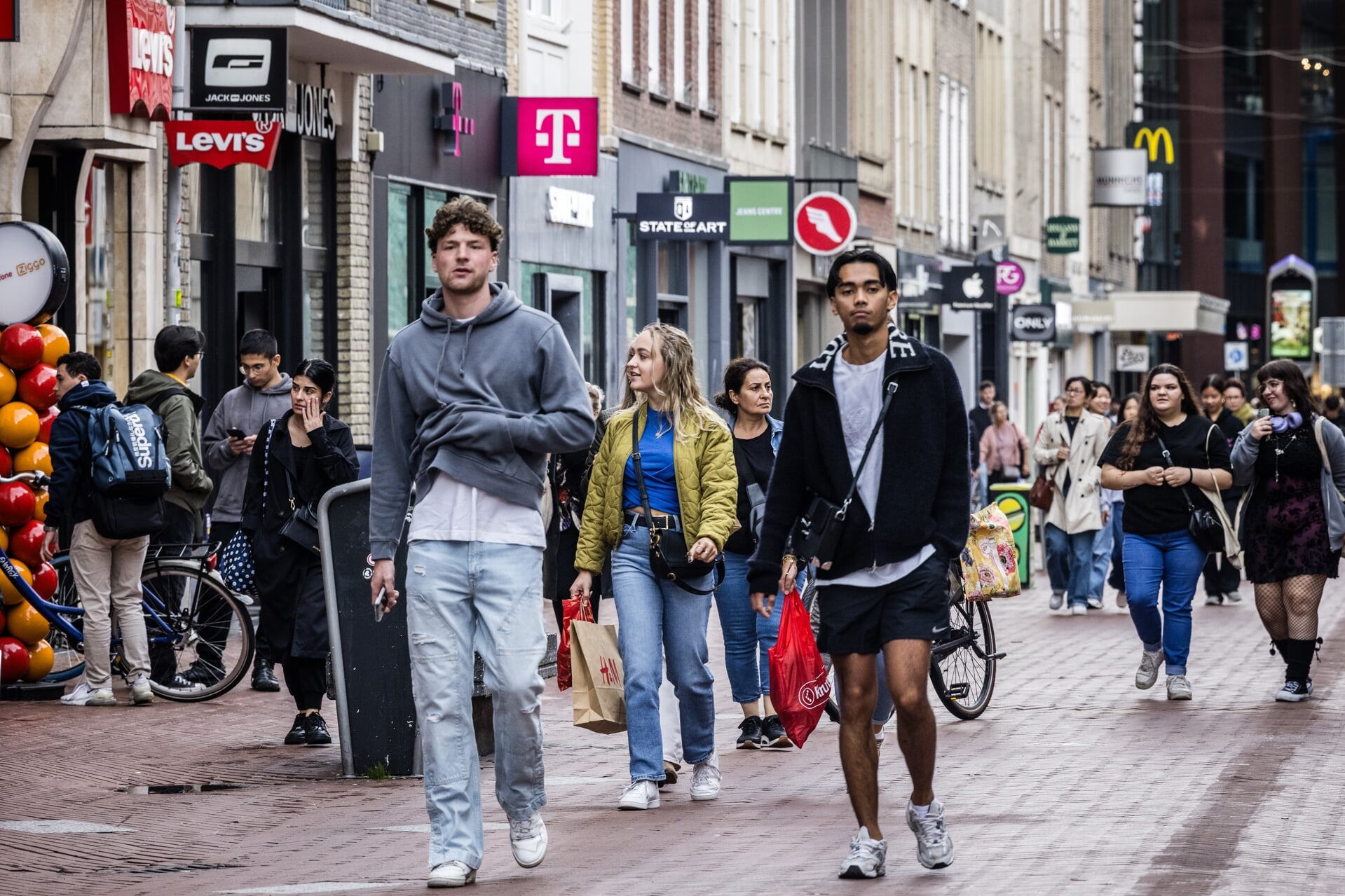 Vrijwel Iedereen Wint Aan Koopkracht, Maar Het Kabinet Stut Vooral De ...