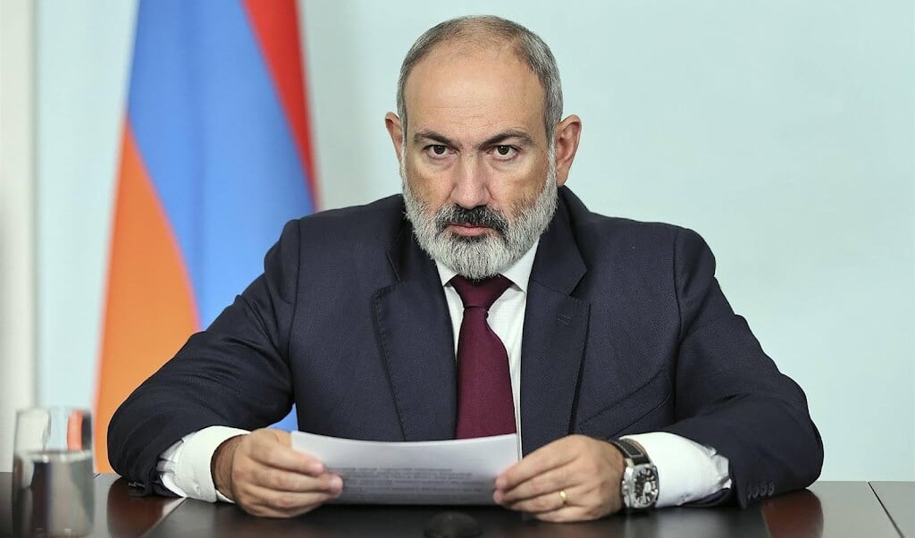 Rusland tegen de Armeense premier: je maakt een grote fout