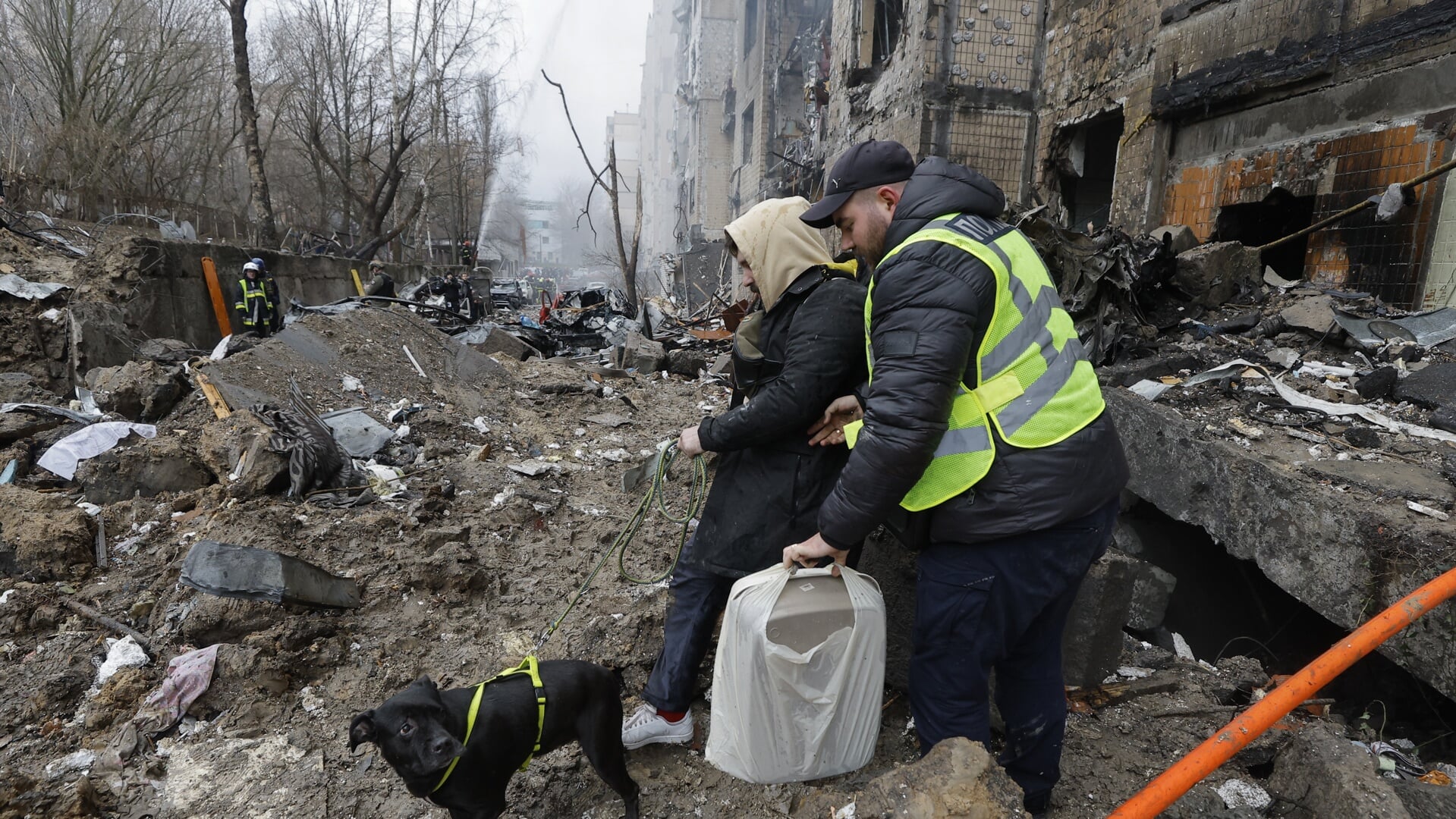 Vijf Doden En Meer Dan Negentig Gewonden Bij Aanvallen Op Kyiv En ...