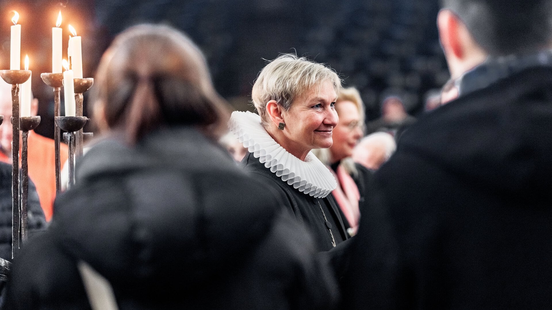 Kirsten Fehrs, hier met de kenmerkende gesteven kraag als lutherse bisschop van Hamburg, wordt de komende jaren het gezicht van de Evangelische Kirche. 