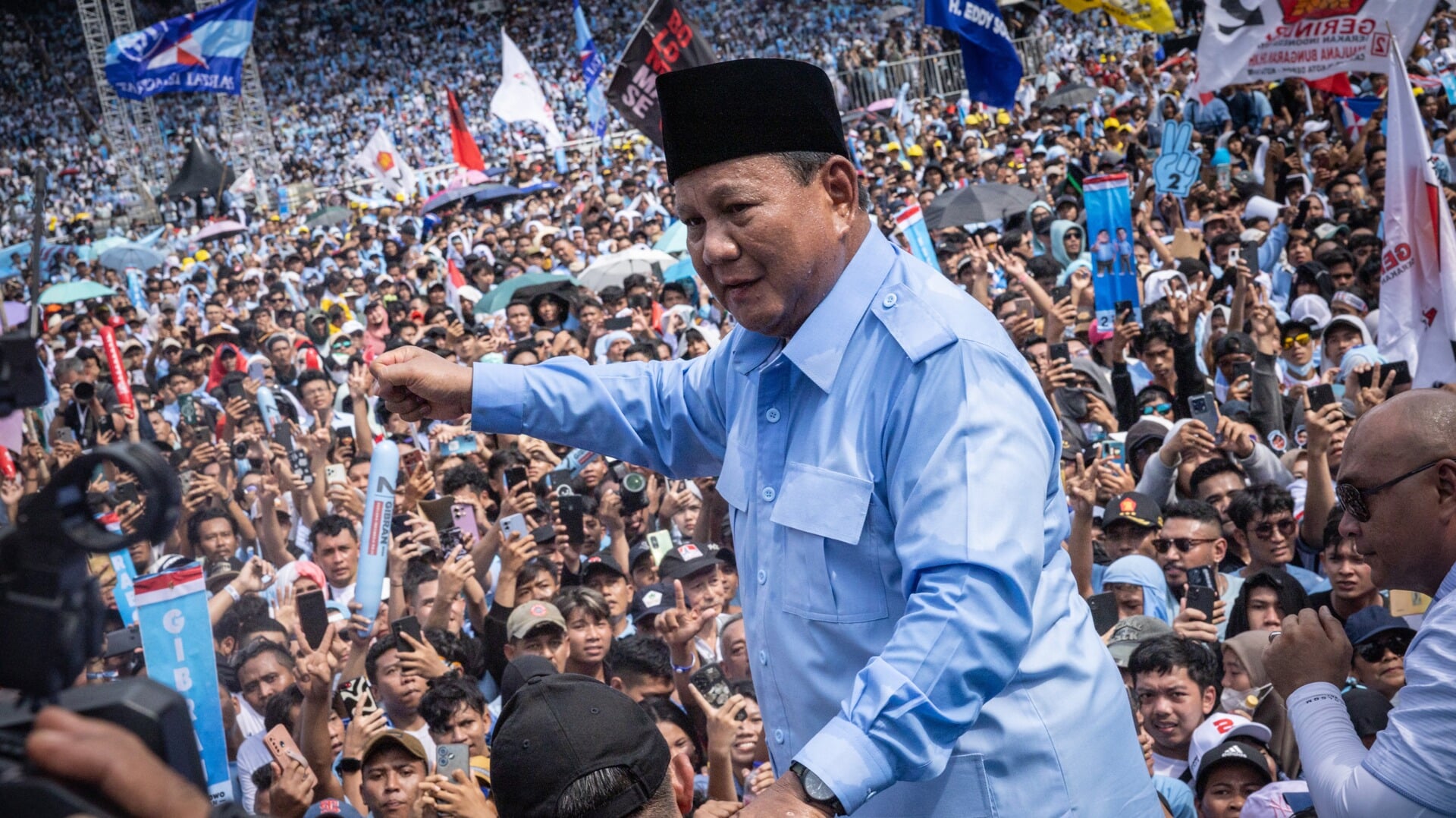 Presidentskandidaat Prabowo Subianto is immens populair onder de jongere bevolking.